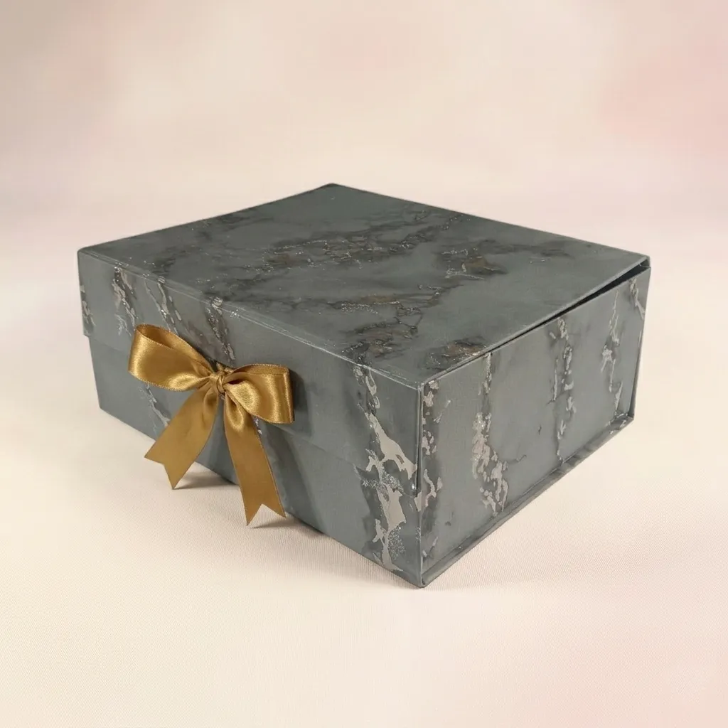 Gift Boxes | Foldabel Box | 8x8x3.5 inches / 1046 (PACK OF 10)