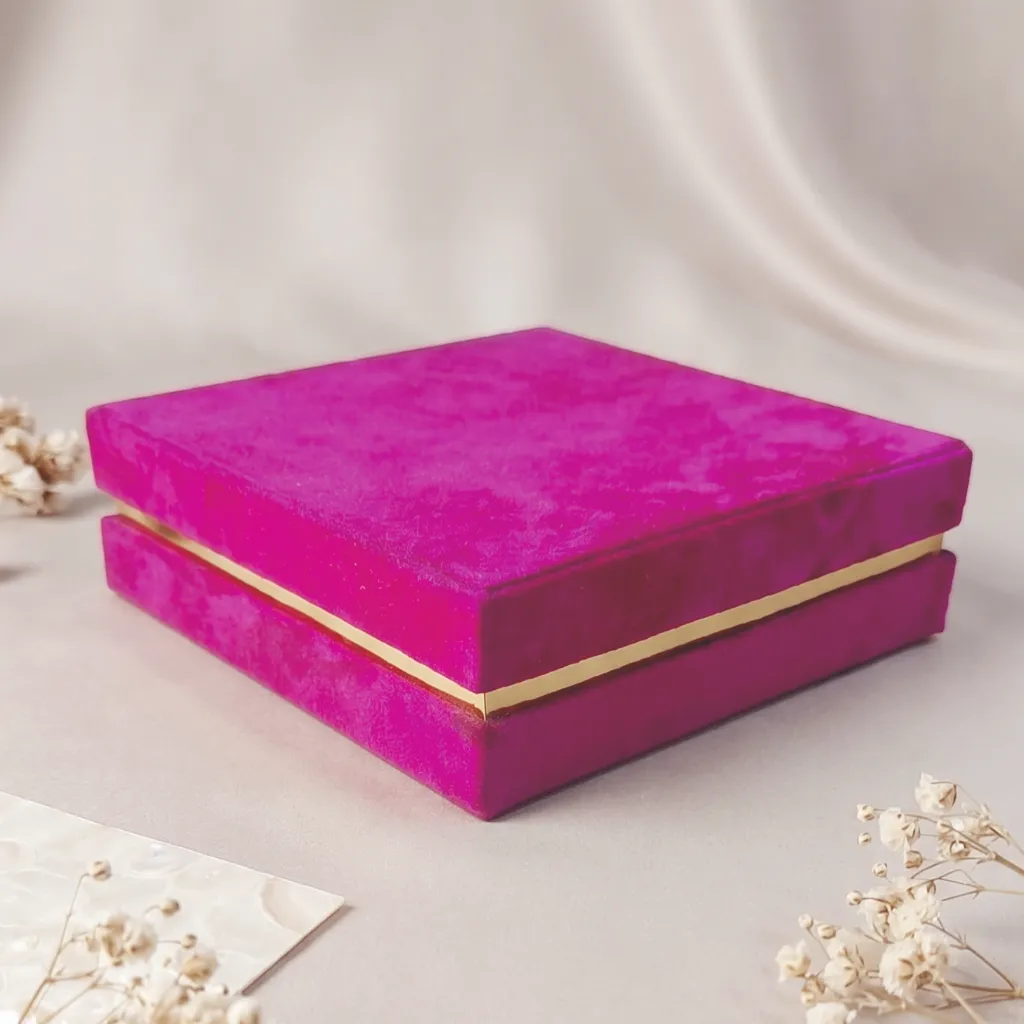 VELVET BOXES GOLD FINISH | 6X6X1.5 INCH | PACK OF 5 | J61